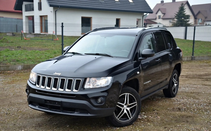 Jeep Compass cena 41900 przebieg: 217000, rok produkcji 2012 z Krapkowice małe 301